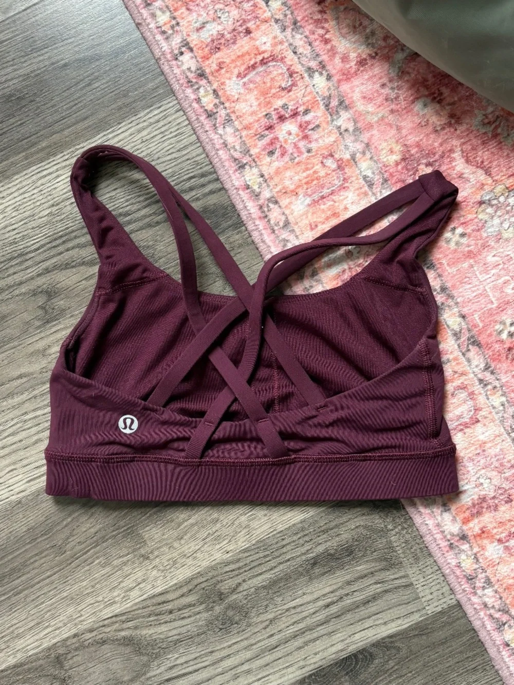 EUC Lululemon Energy Sports Bra with Medium Support in Burgundy Size 2